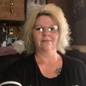 Meet your Posher, Tina